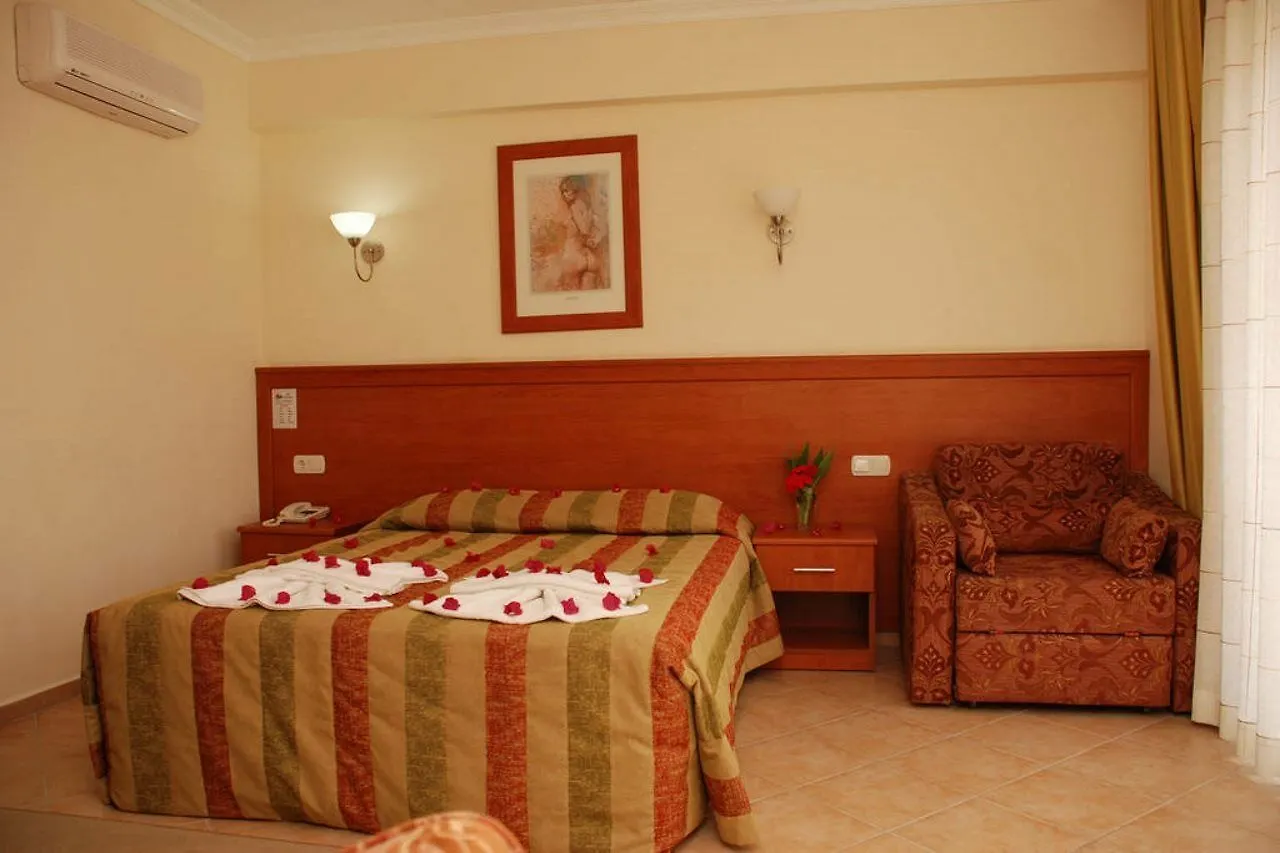 Villa Beldeniz Ölüdeniz 3*,